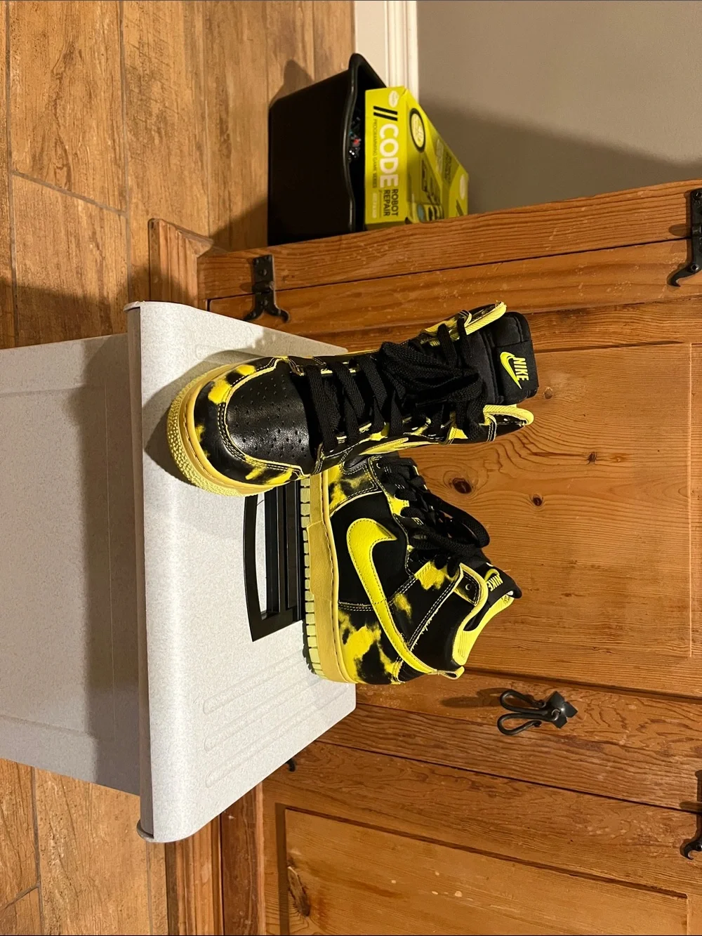 Nike Kids High-Top Sneakers in Black and Yellow Tie-Dye